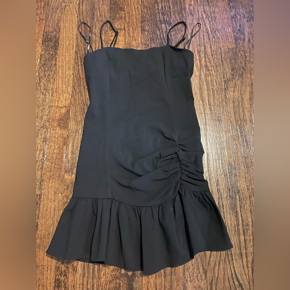 Forever 21 M black dress